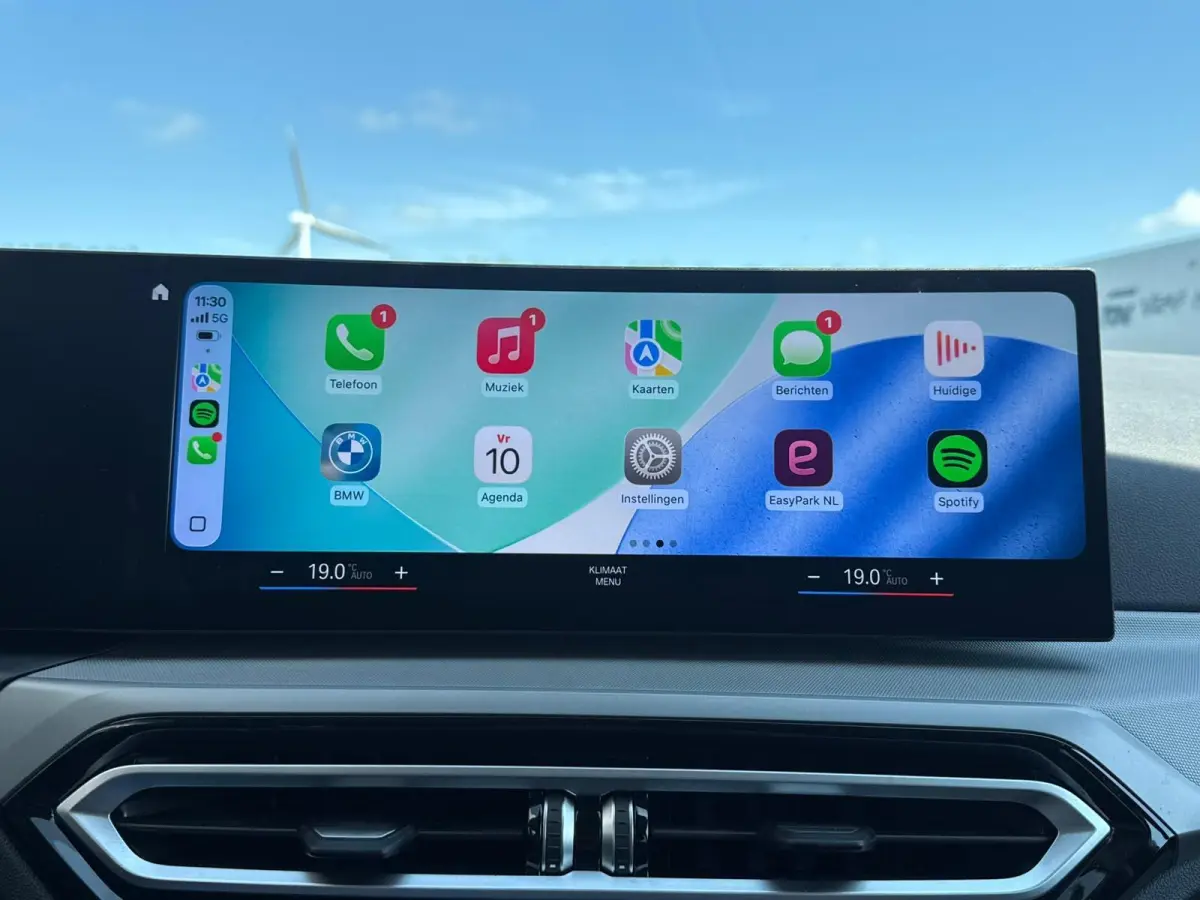 318i|Curvedscreen|Automaat
