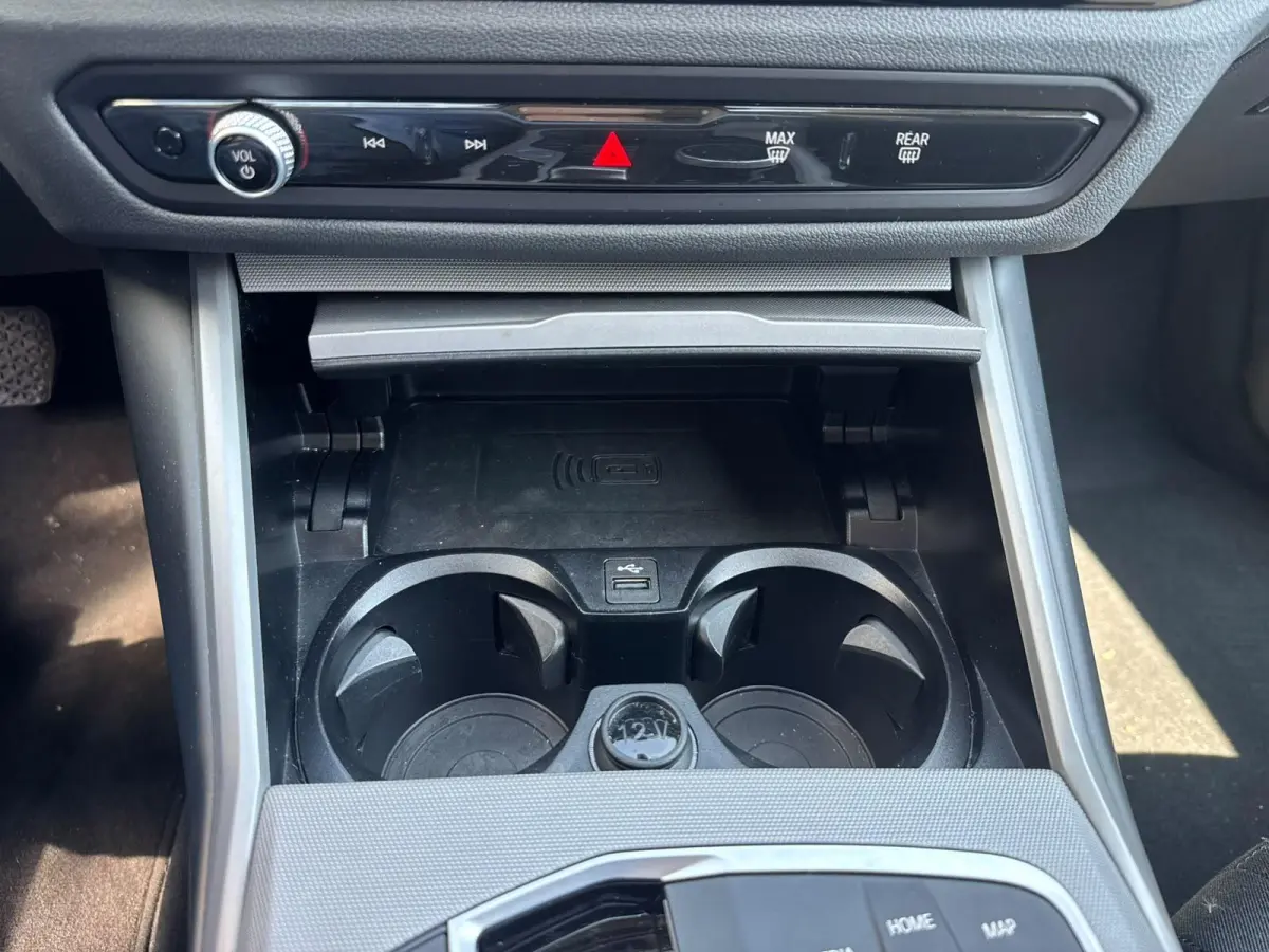 318i|Curvedscreen|Automaat