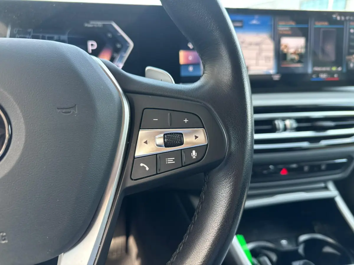 318i|Curvedscreen|Automaat