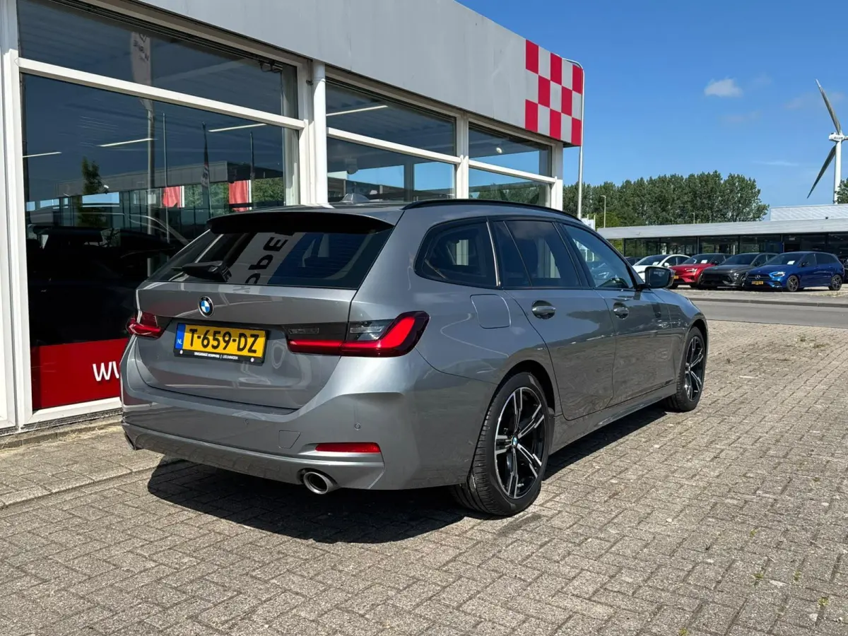 318i|Curvedscreen|Automaat