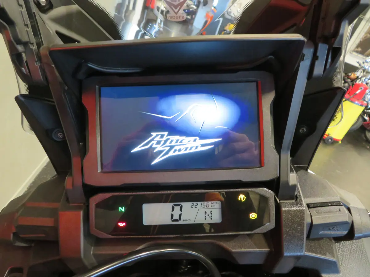 CRF 1100 AFRICA TWIN DCT TOPPER!!