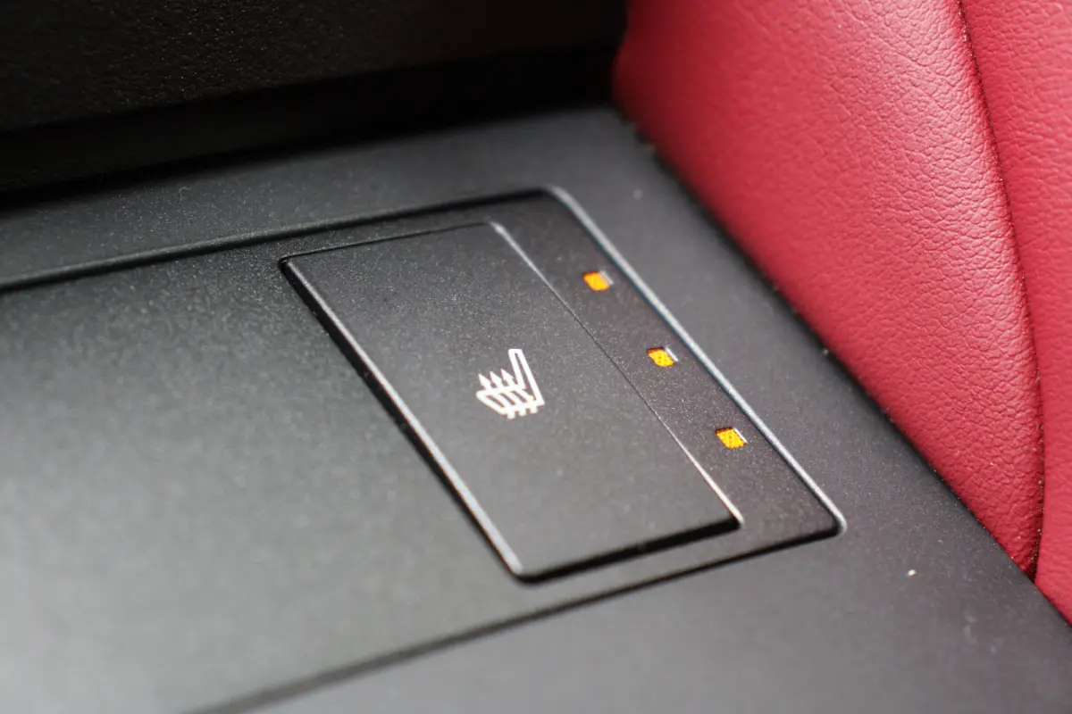 300h | UNIEK! | CRUISE CONTROL |CAMERA | DODE HOEK DETECTIE | STOELVERWARMING | FULL LED
