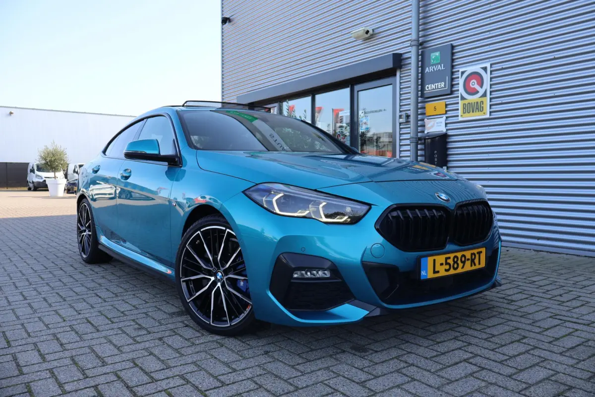 218i M-Sport+ 1e eigenaar | Dealer Onderh | BTW | NAP | Pano | Winterpack | Harman | Camera | Alarm Klasse 3 | HIFI | Navi | Climate | Carplay | LMV | DAB