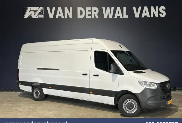 315 CDI 150pk L3H2 Euro6 Airco | Camera | Apple Carplay | Chauffeursstoel Android Auto, Parkeersensoren, 270 Graden Achterdeuren, Bijrijdersbank