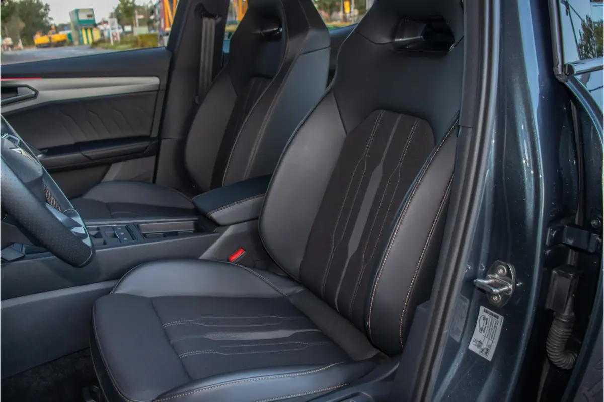 1.4 e-Hybrid 245pk VZ, Trekhaak, Stoel & Stuurverwarming, Carplay, Camera, Full LED, Adaptive Cruise, DAB+.
