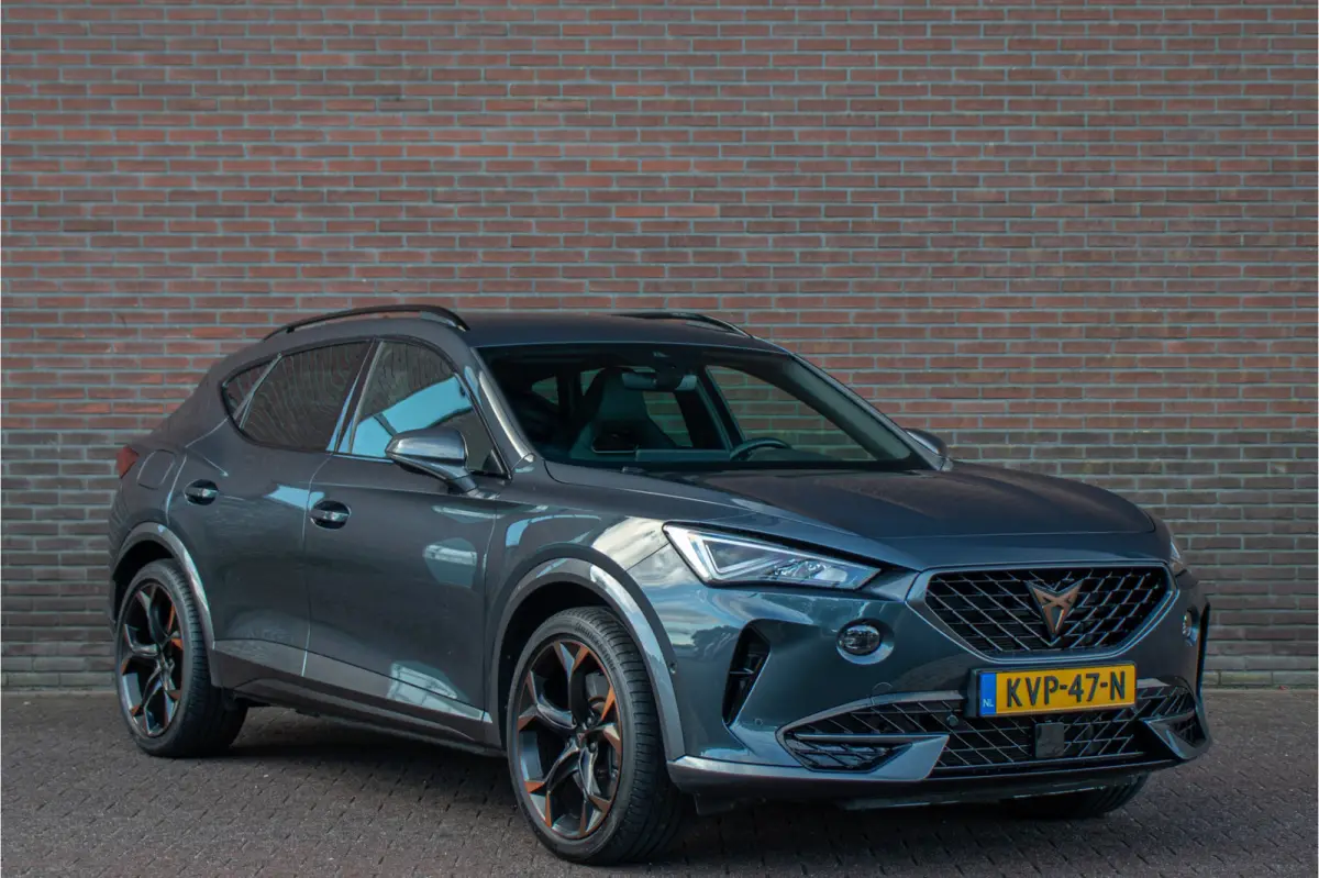 1.4 e-Hybrid 245pk VZ, Trekhaak, Stoel & Stuurverwarming, Carplay, Camera, Full LED, Adaptive Cruise, DAB+.