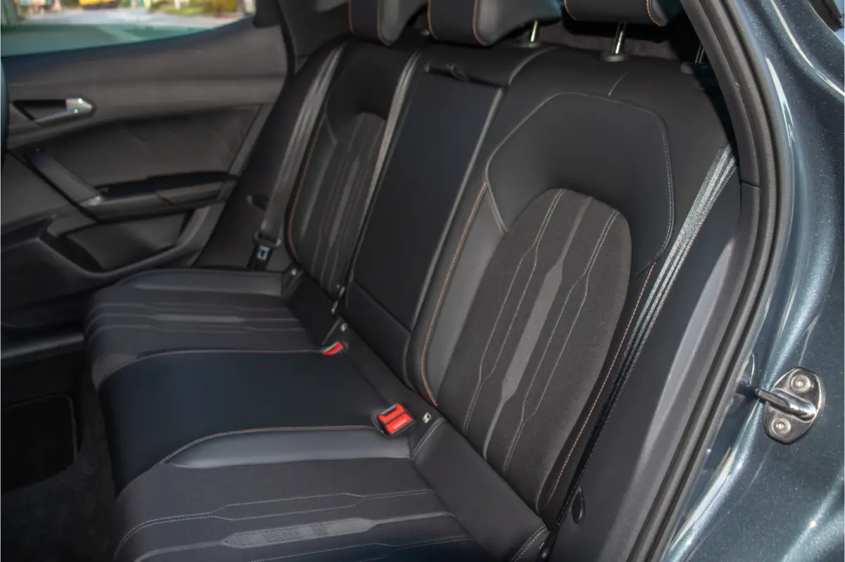 1.4 e-Hybrid 245pk VZ, Trekhaak, Stoel & Stuurverwarming, Carplay, Camera, Full LED, Adaptive Cruise, DAB+.