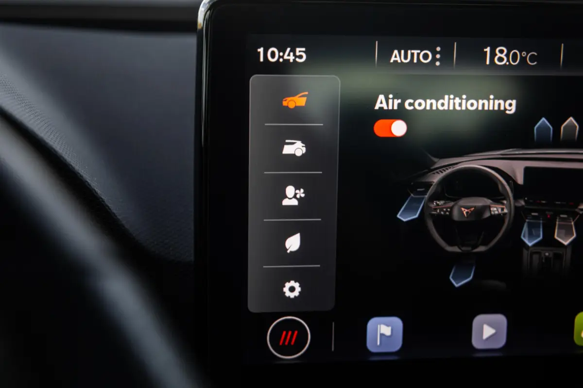 1.4i Plug-In Hybrid SPORTSTOURER / CARPLAY / CAMERA / KUIP STOELEN / PERFECT ONDERHOUDEN