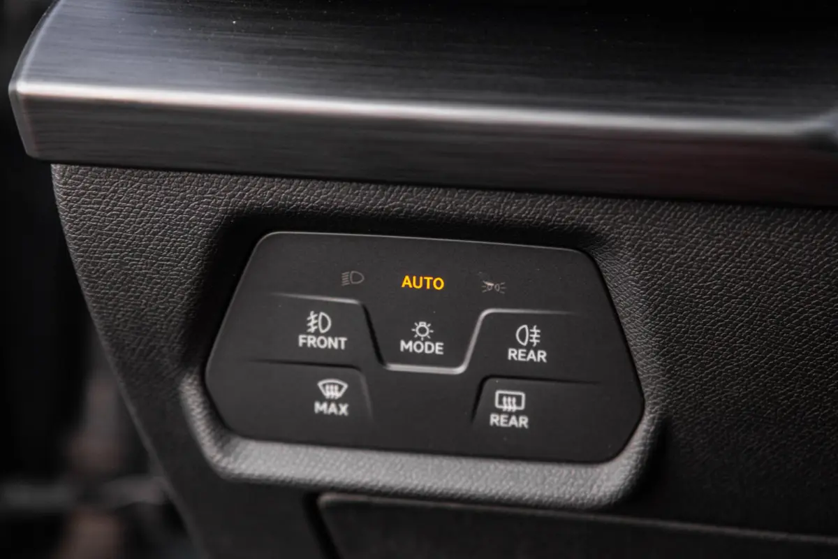 1.4i Plug-In Hybrid SPORTSTOURER / CARPLAY / CAMERA / KUIP STOELEN / PERFECT ONDERHOUDEN