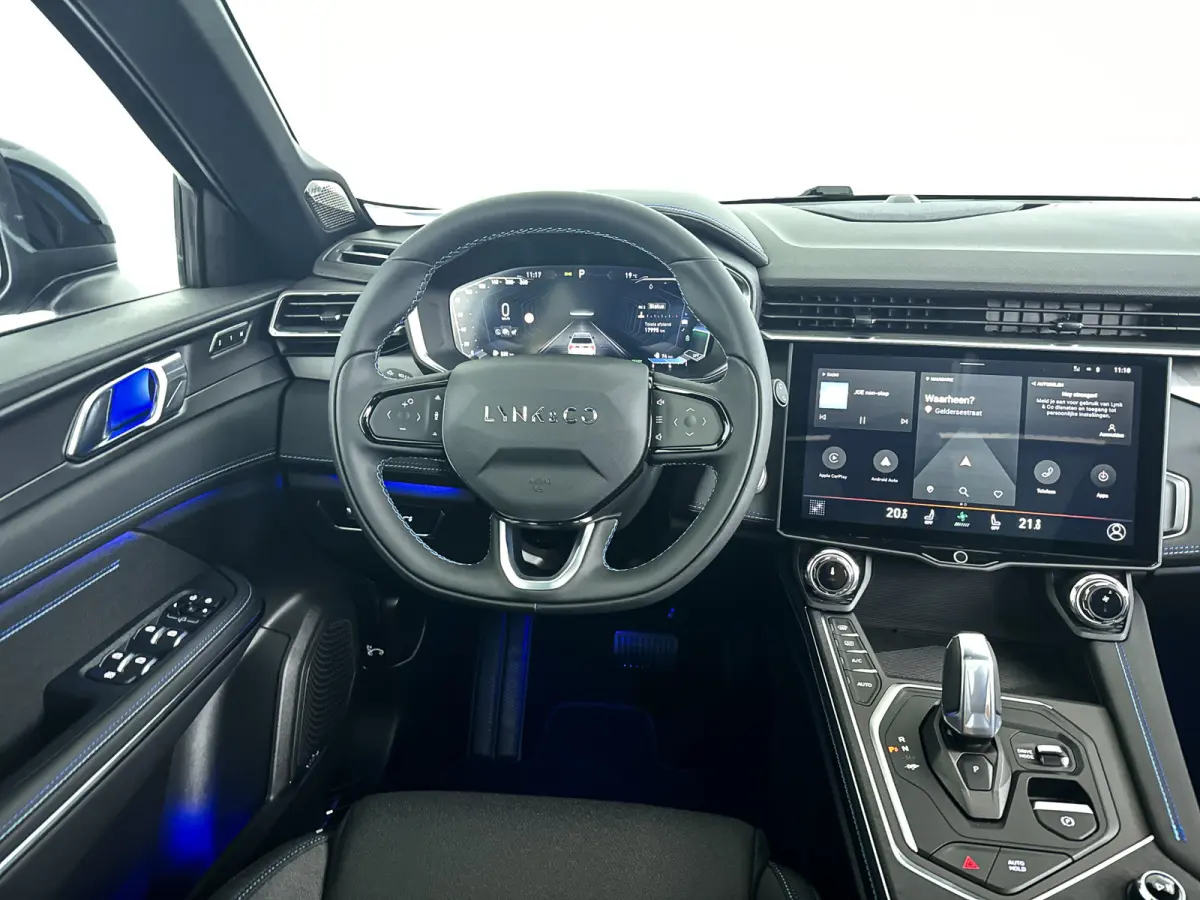 1.5 | Panoramadak | 360° Camera | Infinity audio | Blis | Stoel- en stuurverwarming | Adaptieve cruise control