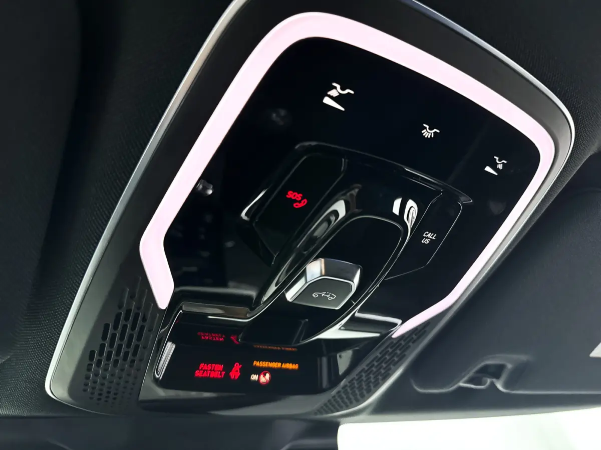 1.5 | Panoramadak | 360° Camera | Infinity audio | Blis | Stoel- en stuurverwarming | Adaptieve cruise control
