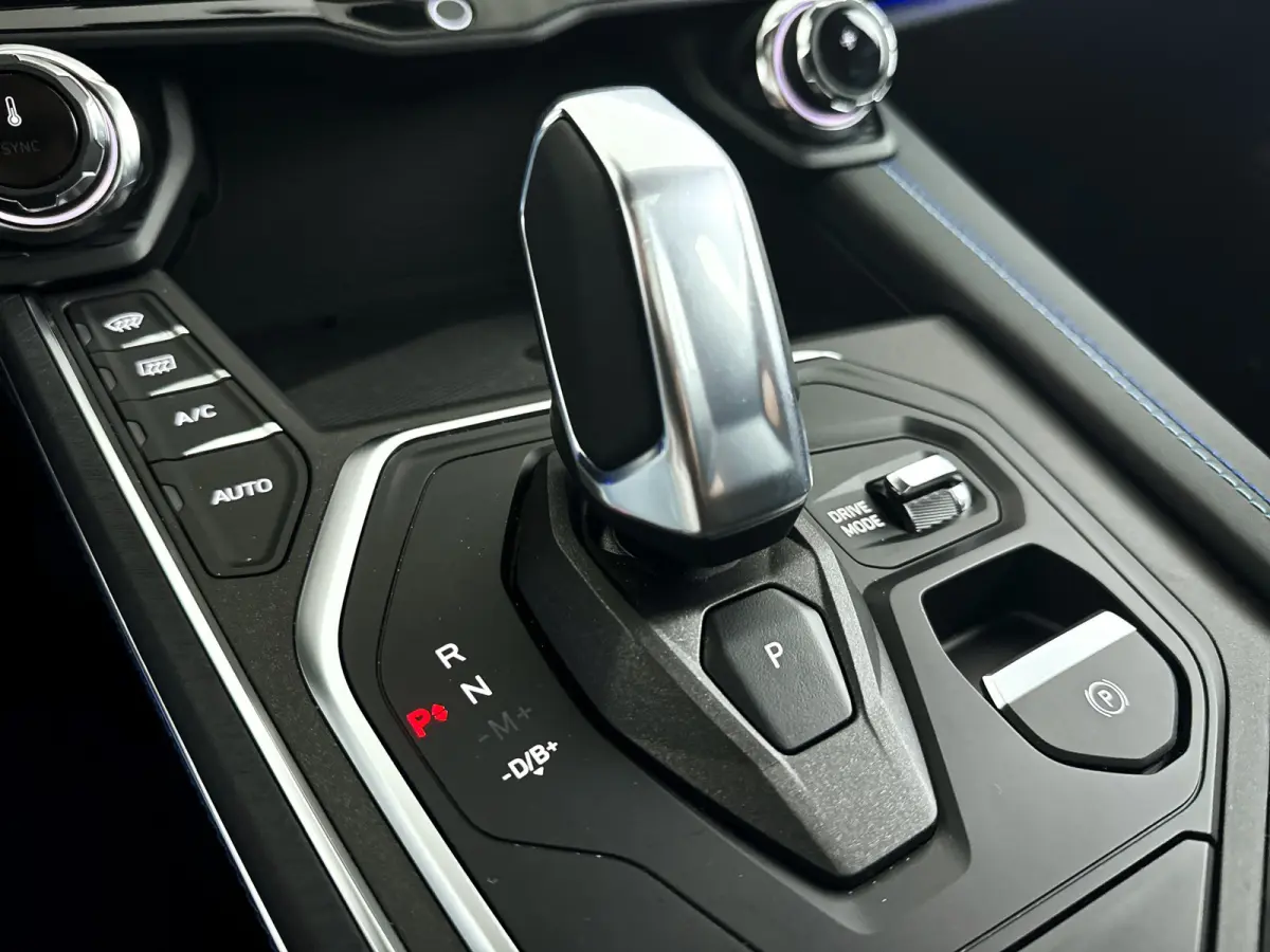 1.5 | Panoramadak | 360° Camera | Infinity audio | Blis | Stoel- en stuurverwarming | Adaptieve cruise control