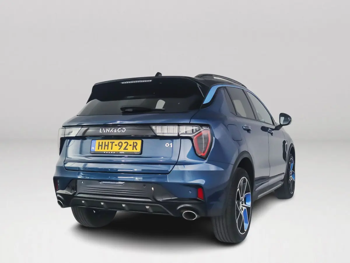1.5 | Panoramadak | 360° Camera | Infinity audio | Blis | Stoel- en stuurverwarming | Adaptieve cruise control