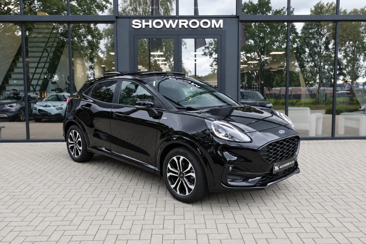 1.0 EcoBoost ST-Line X PANO B&O CAM