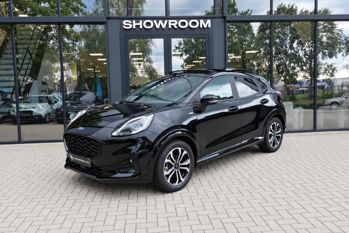 1.0 EcoBoost ST-Line X PANO B&O CAM