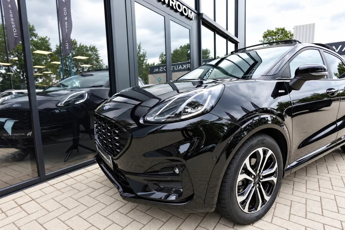 1.0 EcoBoost ST-Line X PANO B&O CAM