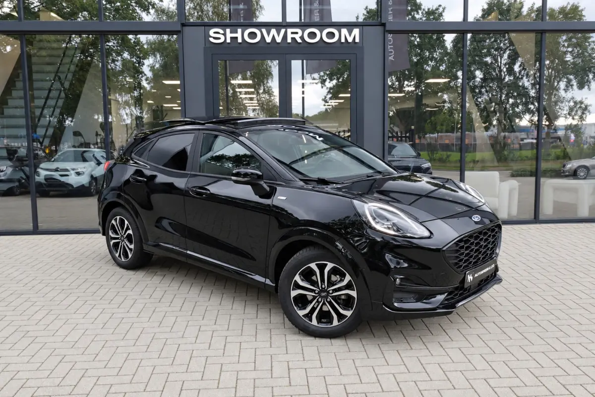1.0 EcoBoost ST-Line X PANO B&O CAM