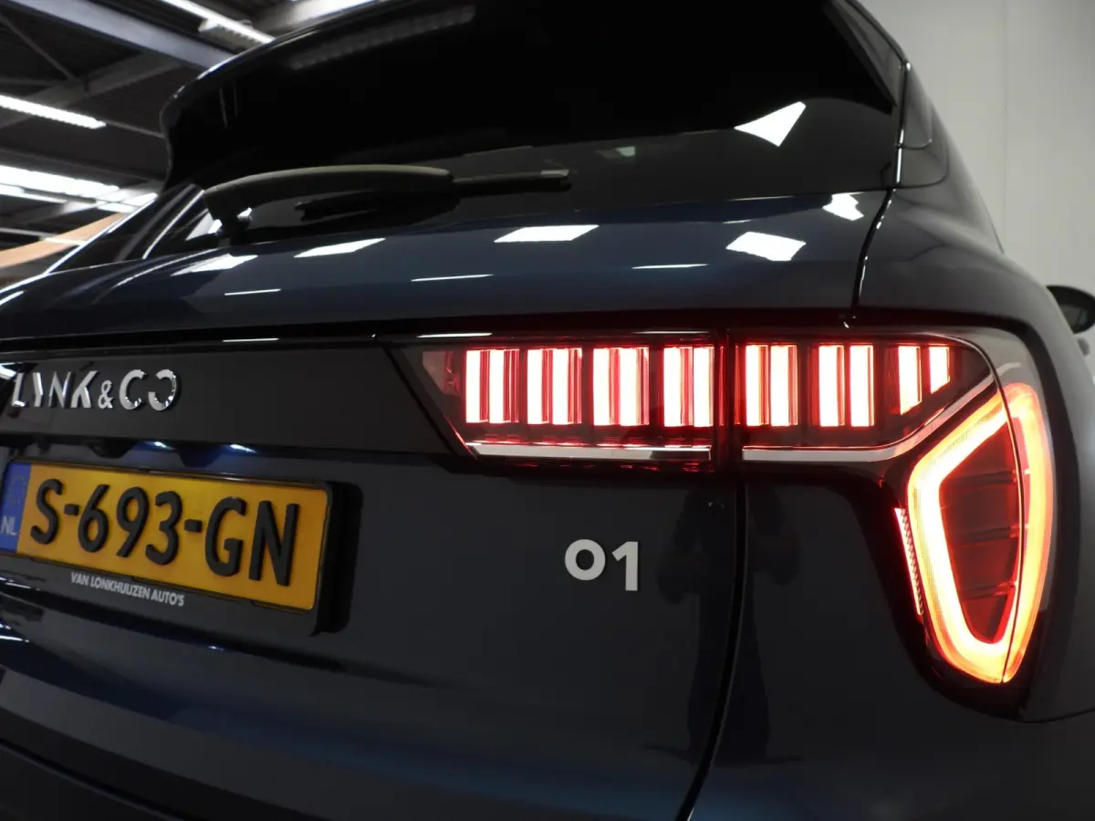 1.5 PHEV BlackEdition NAVI/360CAM/SCHUIFDAK/LED/20"LMV!