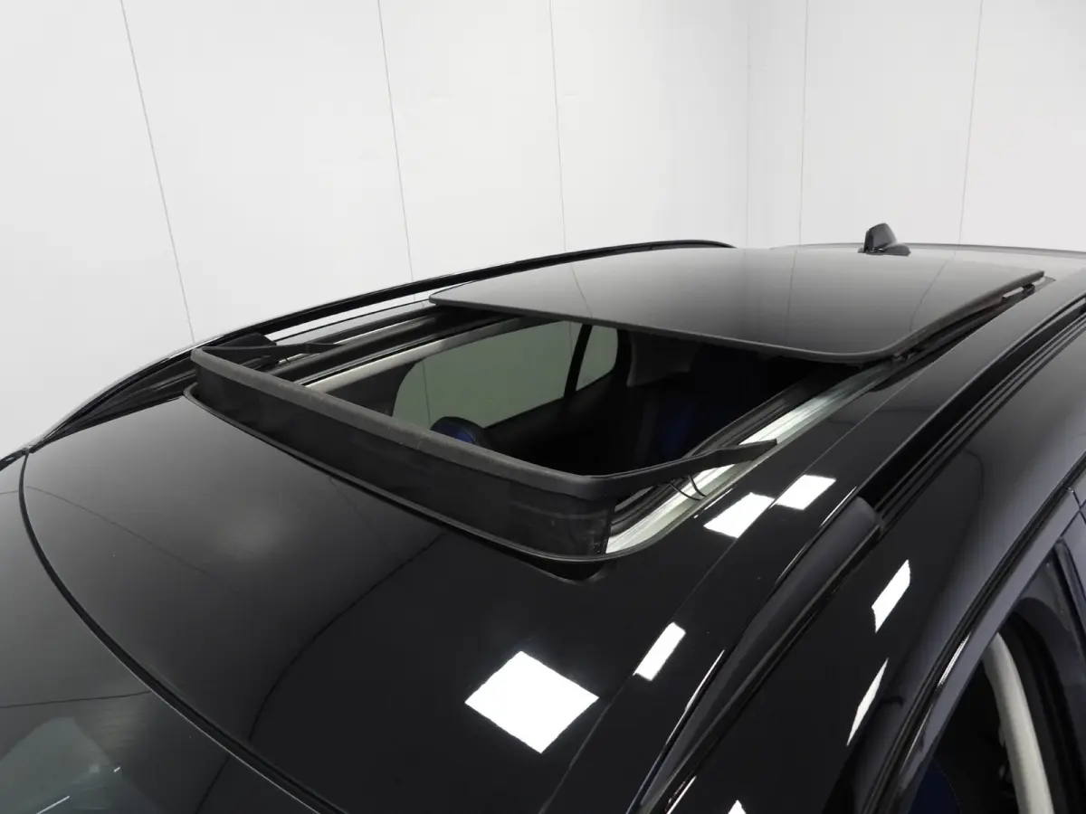 1.5 PHEV BlackEdition NAVI/360CAM/SCHUIFDAK/LED/20"LMV!