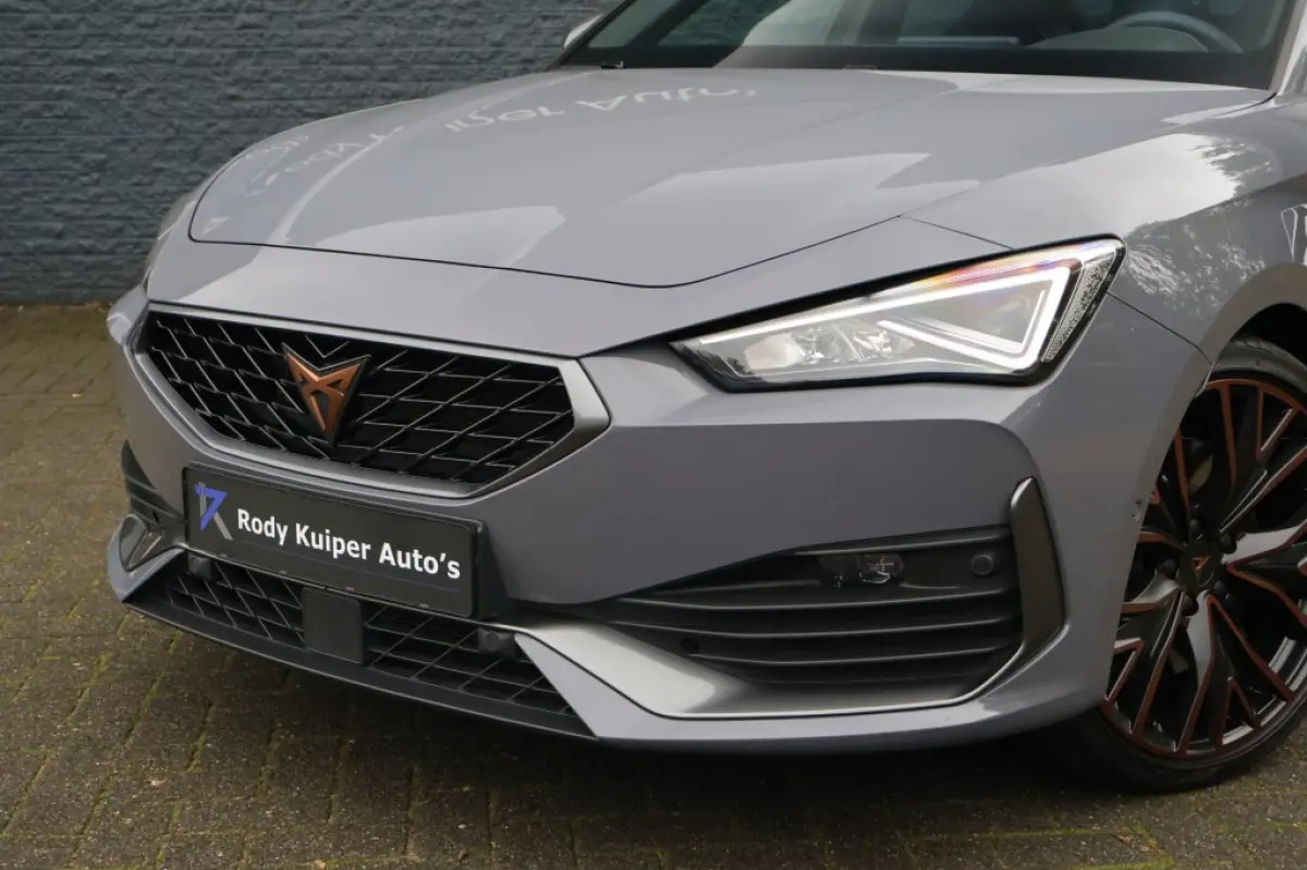 VZ Copper 1.4 e-Hybrid TSI 245PK Leer/Memory/Cupra Knop/DCC/Trekhaak/Keyless