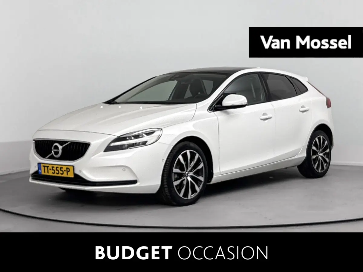 1.5 T3 Dynamic Edition Origineel Nederlands | Navigatie | Stoelverwarming | Achteruitrij camera | Parkeersensoren voor en achter | Panorama dak |