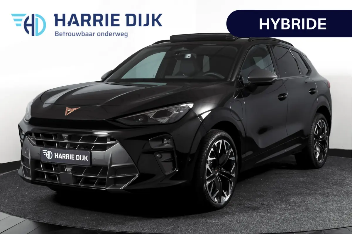 1.5 TSI e-Hybrid 272 PK VZ Performance | S/K-Panodak | Elek. Trekhaak | Matrix LED | Sennheiser | Elek. stoelen | Adapt. Cruise | Stoel-+Stuurverw. | 360 Camera | NAV+App. Connect | ECC | LM
