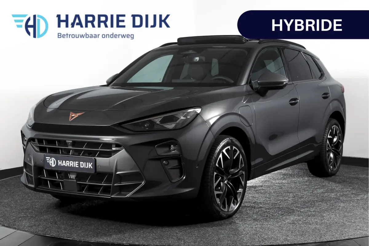 1.5 TSI e-Hybrid 272 PK VZ Performance | S/K-Panodak | Elek. Trekhaak | Matrix LED | Sennheiser | Elek. stoelen | Adapt. Cruise | Stoel-+Stuurverw. | 360 Camera | NAV+App. Connect | ECC | LM