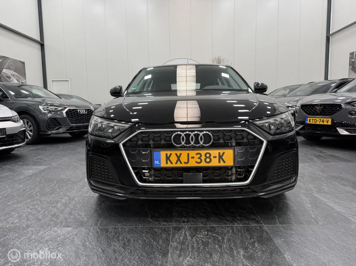 1.0 TFSI AUTOMAAT AMBIENTE AUTOMAAT