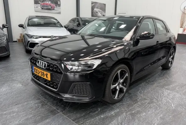 1.0 TFSI AUTOMAAT AMBIENTE AUTOMAAT