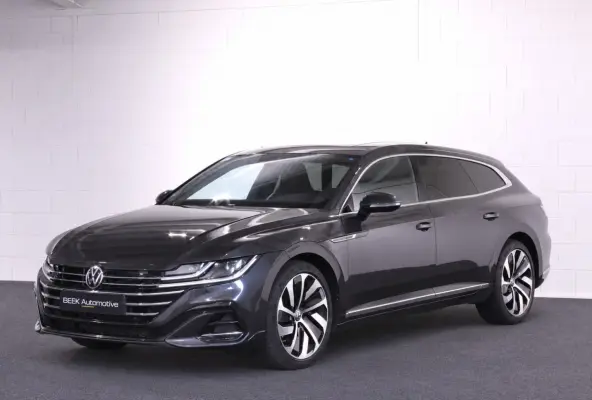 1.4 TSI eHybrid R-Line | Panoramadak | Stoelmassage | Trekhaak