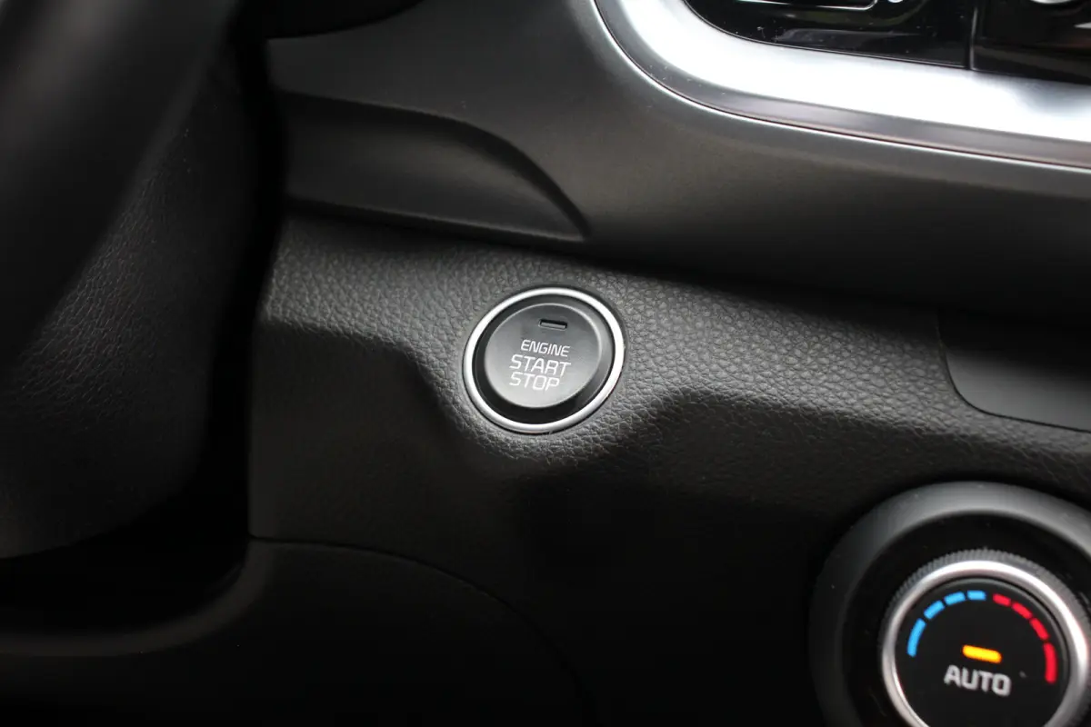 1.0 T-GDi MHEV DynamicPlusLine AUTOMAAT | CAPLAY / ANDROID AUTO | CAMERA | CRUISE CONTROL | CLIMATE CONTROL | DEALER OH!
