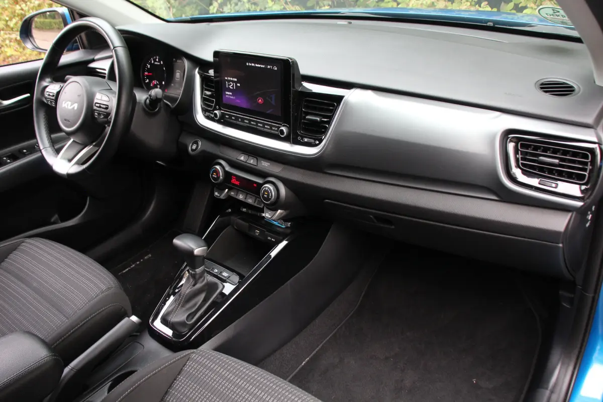 1.0 T-GDi MHEV DynamicPlusLine AUTOMAAT | CAPLAY / ANDROID AUTO | CAMERA | CRUISE CONTROL | CLIMATE CONTROL | DEALER OH!