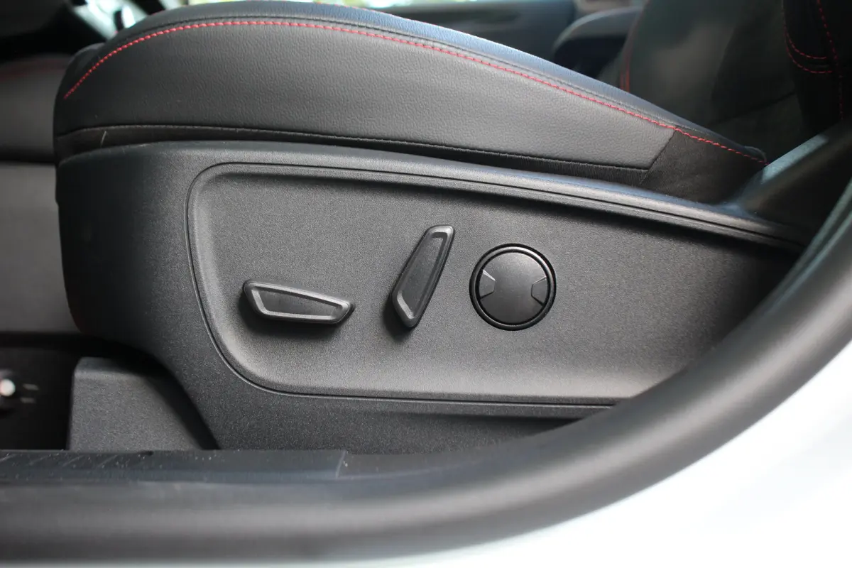 2.5 PHEV ST-Line X | DEALER OH! | BLACK PACK | PANO DAK | ADAPTIVE CRUISE | STOELVERWARMING | ELEKTR KLEP | ELEKTR STOEL