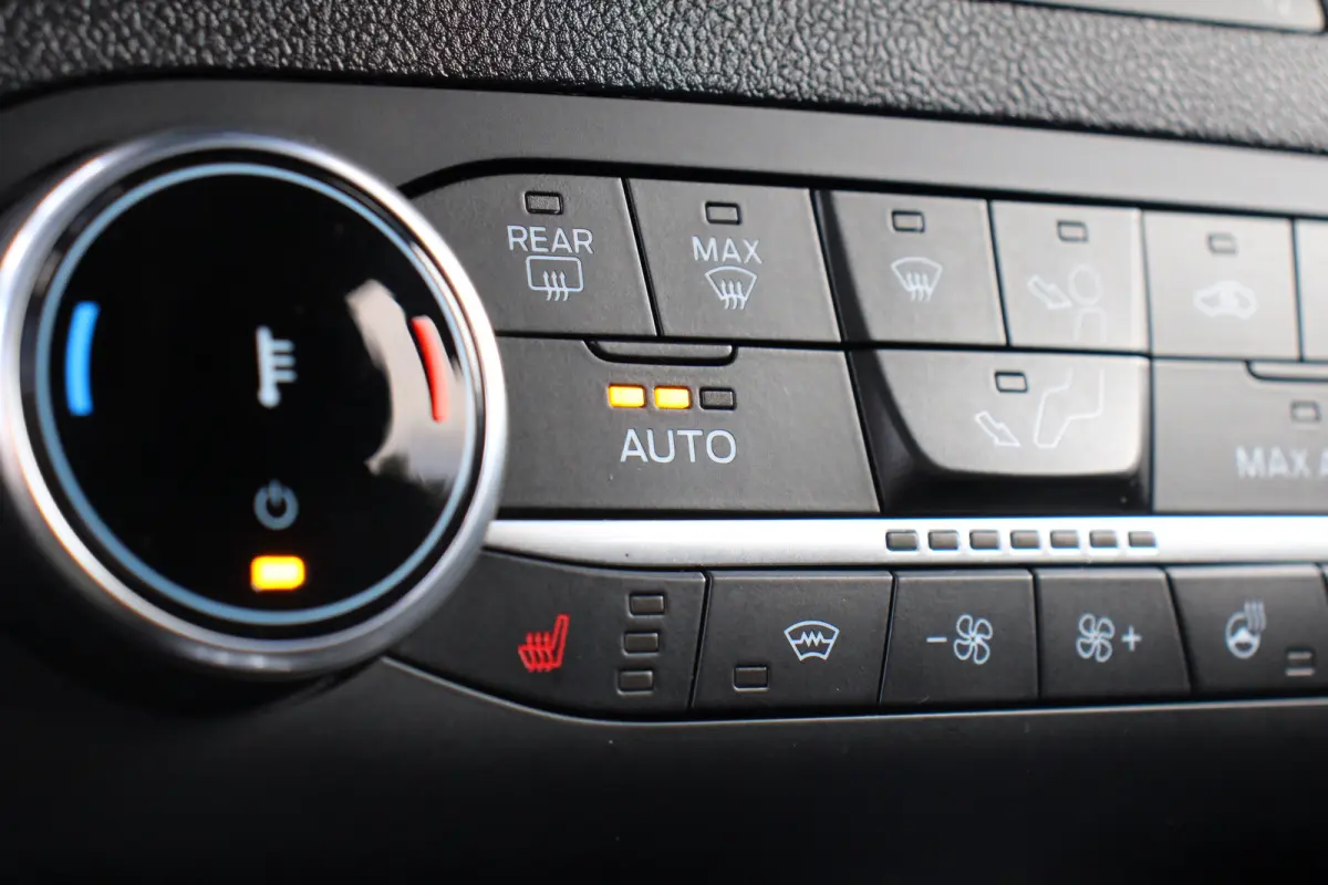 2.5 PHEV ST-Line | Achterbank verwarmd | Achteruitrijcamera | Apple Carplay/Android Auto|telefoonintegratie premium
