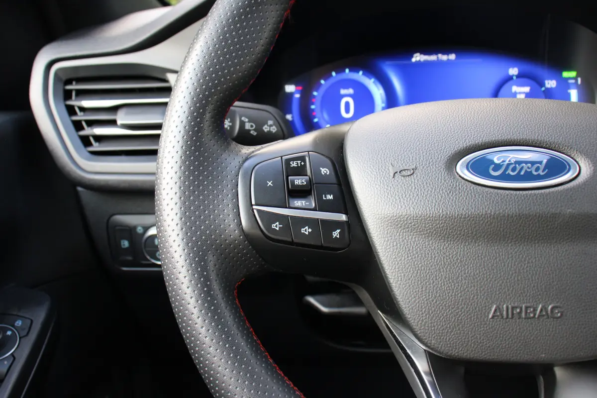 2.5 PHEV ST-Line | Achterbank verwarmd | Achteruitrijcamera | Apple Carplay/Android Auto|telefoonintegratie premium