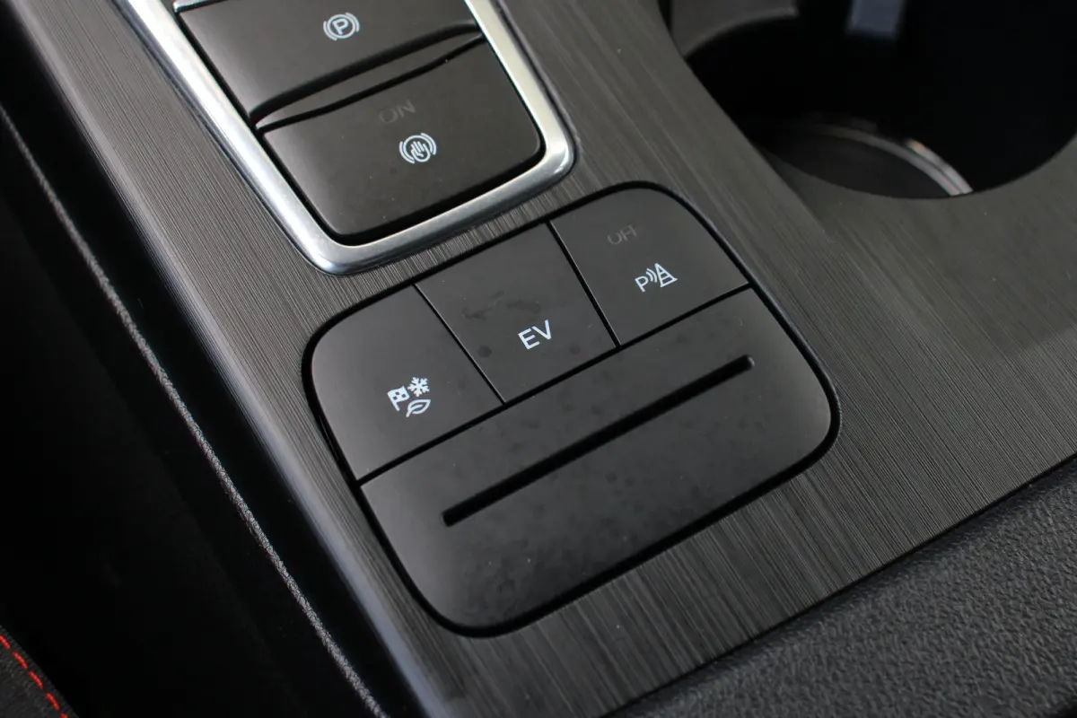 2.5 PHEV ST-Line | Achterbank verwarmd | Achteruitrijcamera | Apple Carplay/Android Auto|telefoonintegratie premium