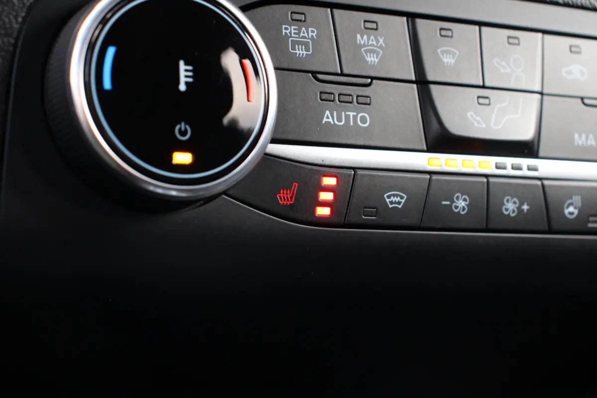 2.5 PHEV ST-Line | Achterbank verwarmd | Achteruitrijcamera | Apple Carplay/Android Auto|telefoonintegratie premium