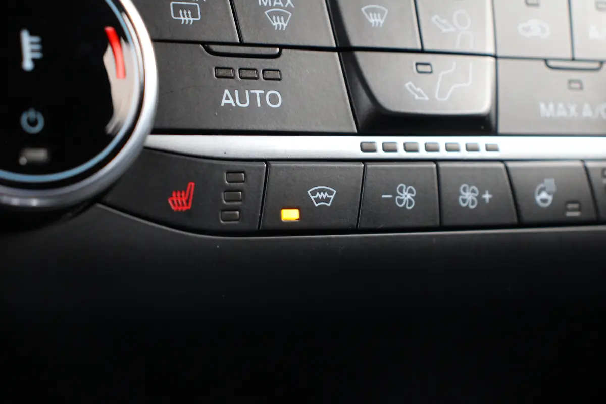 2.5 PHEV ST-Line | Achterbank verwarmd | Achteruitrijcamera | Apple Carplay/Android Auto|telefoonintegratie premium