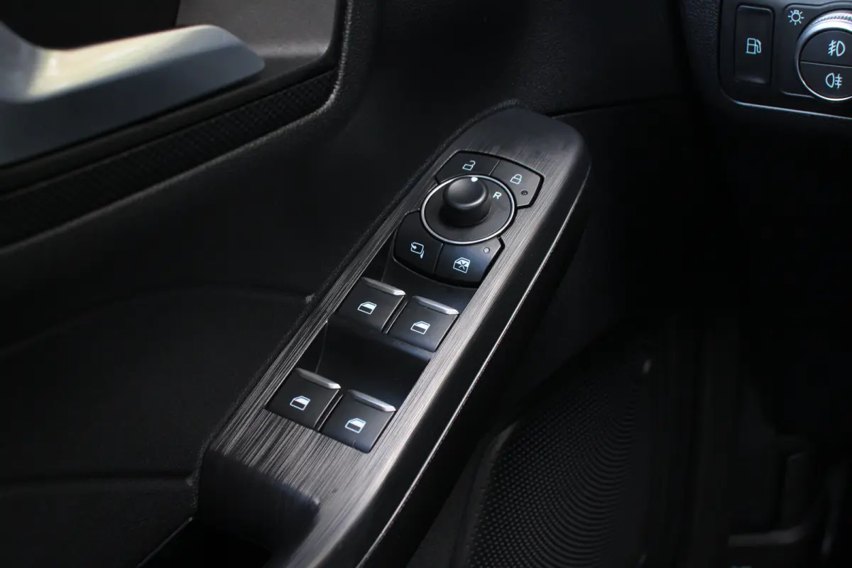 2.5 PHEV ST-Line | Achterbank verwarmd | Achteruitrijcamera | Apple Carplay/Android Auto|telefoonintegratie premium
