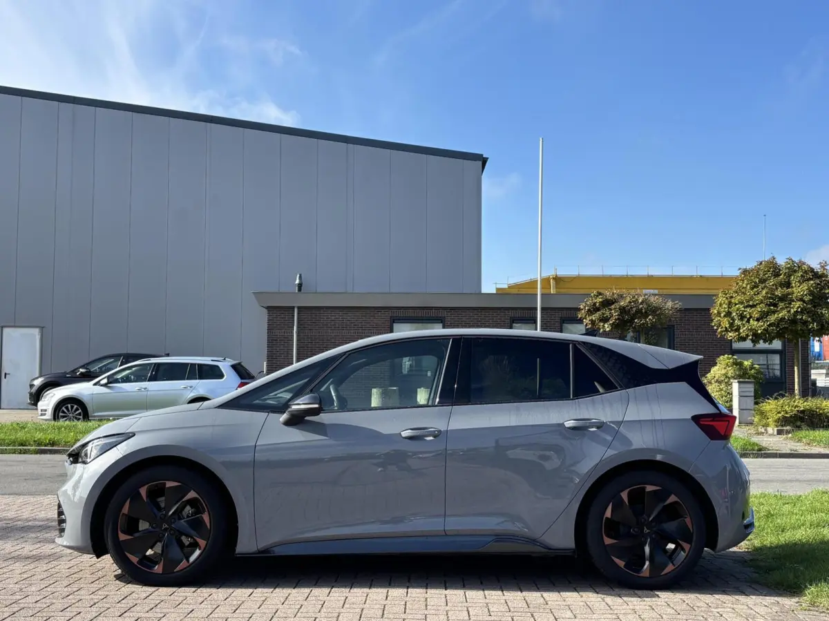 adrenaline 62 kWh 204 pk acc stuur vw camera SOH 97%