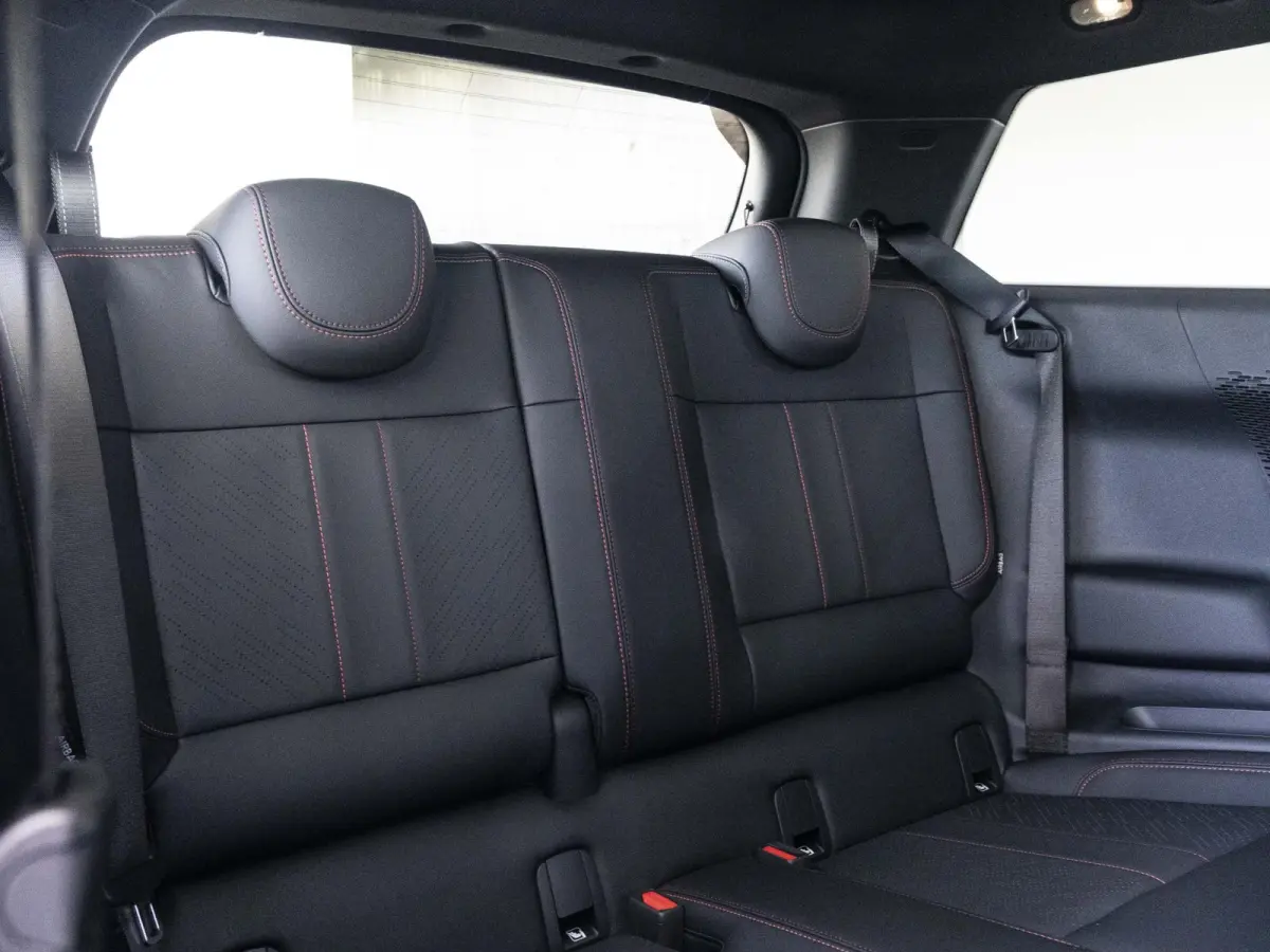 Cooper E | John Cooper Works Uitvoering + Pakket M