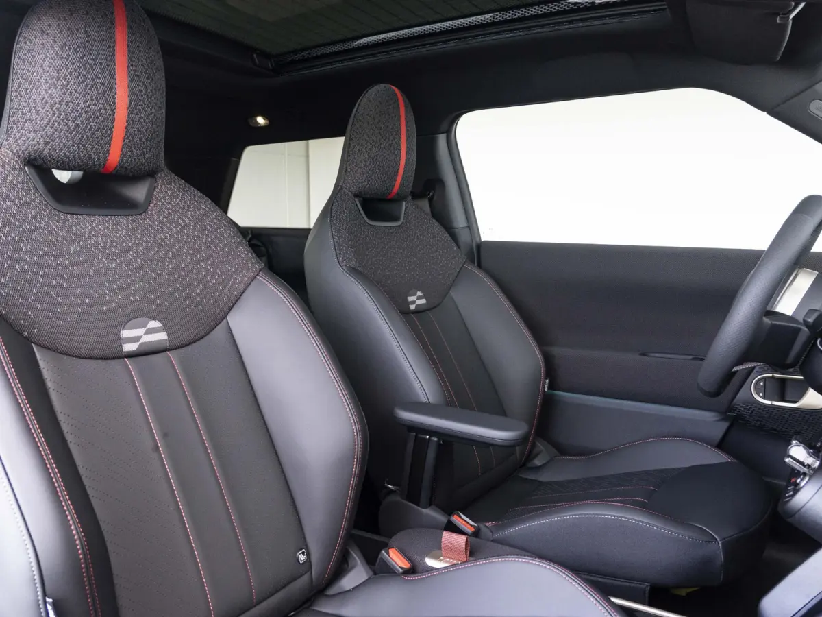 Cooper E | John Cooper Works Uitvoering + Pakket M
