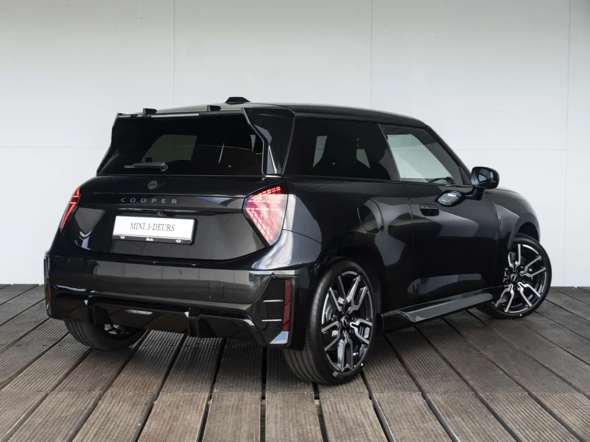 Cooper E | John Cooper Works Uitvoering + Pakket M