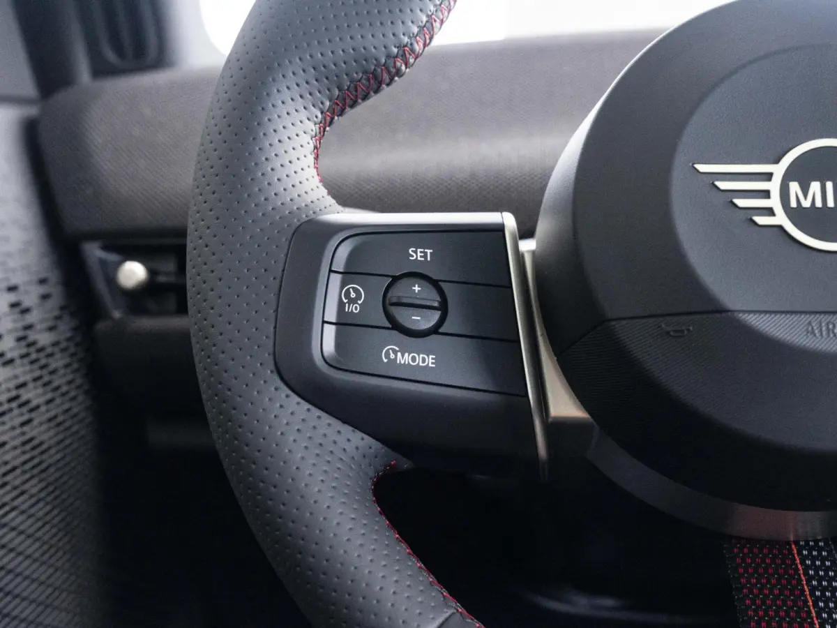 Cooper E | John Cooper Works Uitvoering + Pakket M