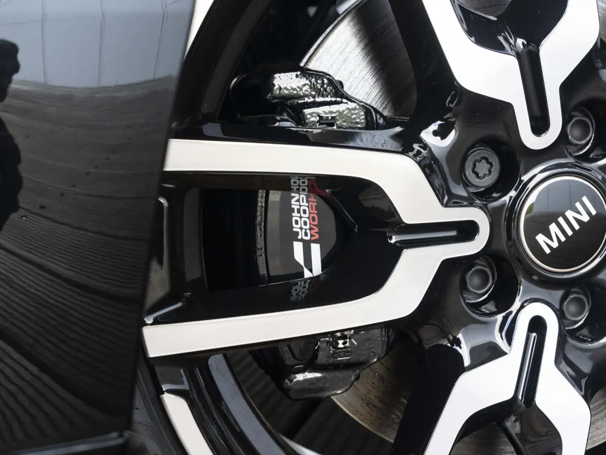 Cooper E | John Cooper Works Uitvoering + Pakket M