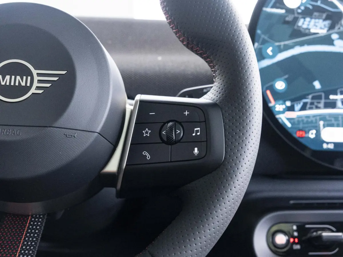 Cooper E | John Cooper Works Uitvoering + Pakket M