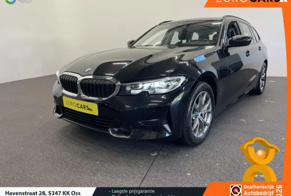 330e Touring SportLine PHEV 292 PK AUT Navi Carplay Camera Achter PDC V+A Winterpack Sport Stoelen Active Protection Ambiance Licht