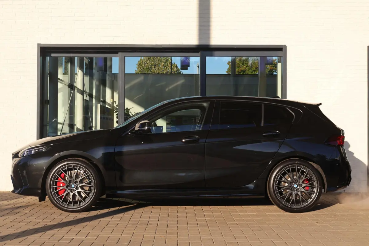 120 | M Sport Pro | Premium Pack | Parking Assistant | Driving Assistant