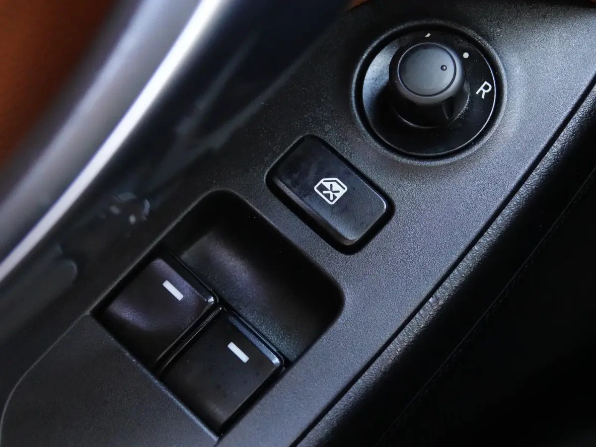 1.4 MultiAir 140PK Turbo Lusso VOL LEER | KEYLESS | CRUISE | LMV | AIRCO