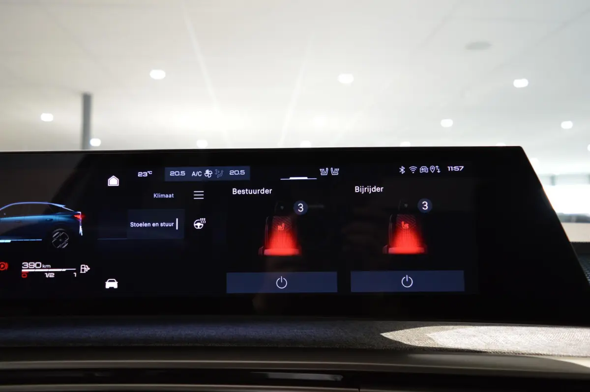 1.2 Hybrid 136 GT | Camera | Navigatie | Climate control | Apple Carplay/Android Auto
